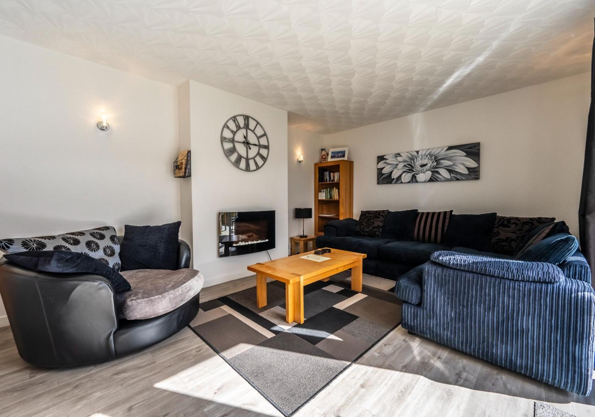 Loch Ness Cottage ฟอร์ตออกัสตัส ภายนอก รูปภาพ